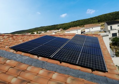 Installation photovoltaique - 3 kWc - août 2020- 34570 MONTARNAUD - 8 panneaux Q-CELLS et micro-onduleurs IQ7+ | Installateur solaire Libow