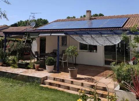 Installation en autoconsommation 3 kWc 8 panneaux solaires photovoltaïques par installateur Libow Hérault Montpellier 34000