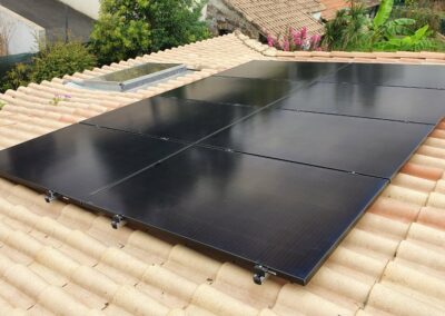 Installation surimposition - 8 panneaux solaires Sunpower p3 375 - 3 kWc - Lignan-sur-Orbs 34140 - Janvier 2022 - Installateur Libow