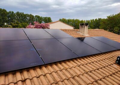 Surimposition - Installation panneaux solaires 8 Sunpower et micro onduleurs- 3 kWc- Marsillargues - 34590-Aout 2022 | Installateur solaire Libow