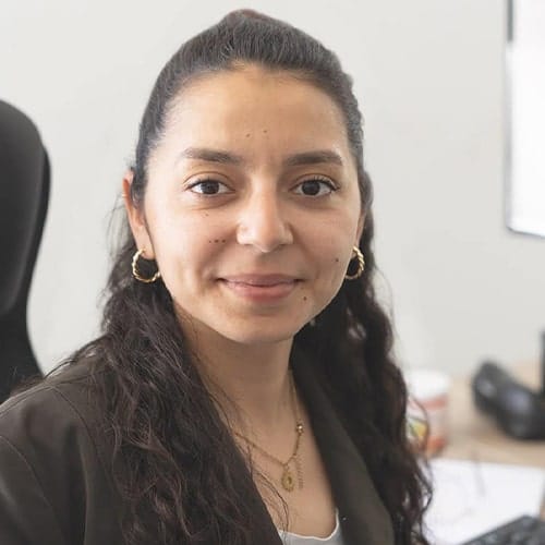 Alicia-chargee-administrative-min