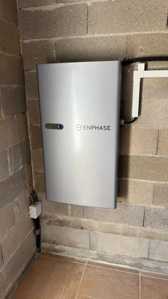 Photo - Batterie Enphase (2)(1) installateur batterie solaire